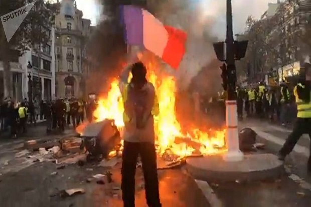 5 Video Demo Rusuh dan Haru di Prancis yang Kejutkan Dunia