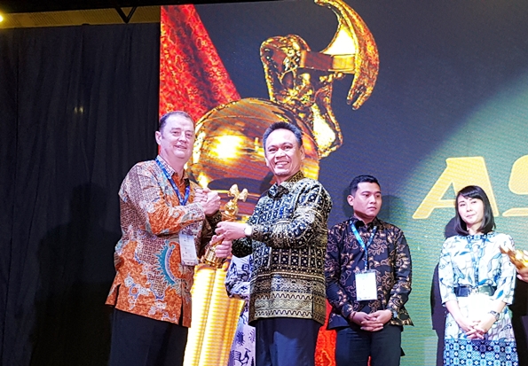Tambang Emas Martabe Raih Peringkat Emas di Ajang Asia SR Rating 2018