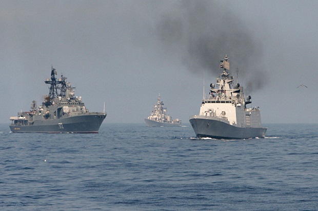 Kapal-kapal Perang Rusia Tiba di India untuk Latihan Militer Gabungan