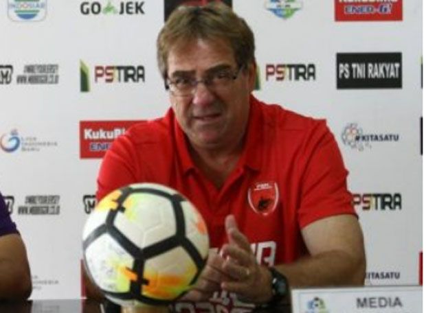 Pelatih PSM Makassar Beri Ucapan Selamat kepada Persija Jakarta