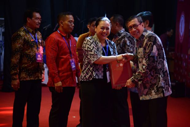 Bupati Tabanan Kembali Raih Penghargaan Kabupaten Peduli HAM