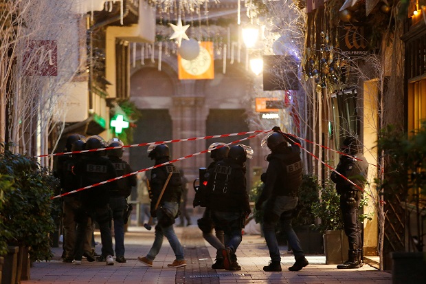 Pasca Aksi Penembakan Strasbourg, WNI di Paris Diimbau Waspada