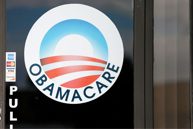 Hakim Federal AS Tetapkan Obamacare Inkonstitusional