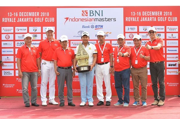Poom Saksansin Juara Turnamen Golf Indonesian Masters 2018