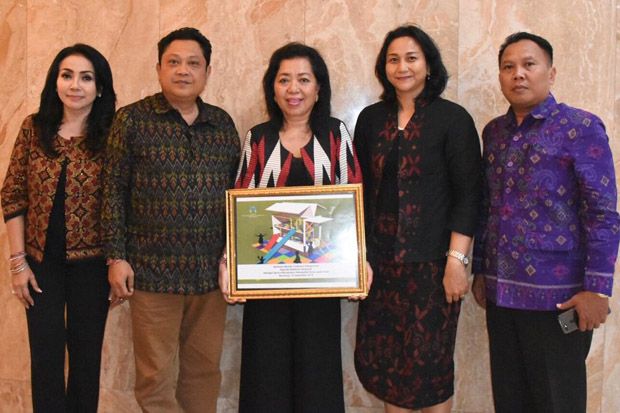 Pemkot Denpasar Raih Penghargaan Moveable Childrens Playground