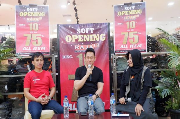 Sukses di Bogor, Kini Raja FO Buka Outlet di Mangga Dua Square