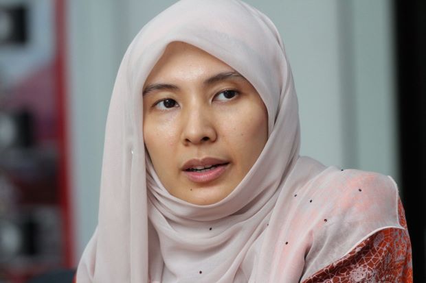 Nurul Izzah Mengundurkan Diri sebagai Wakil Presiden PKR