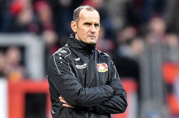 Bayer Leverkusen Pecat Pelatih Heiko Herrlich