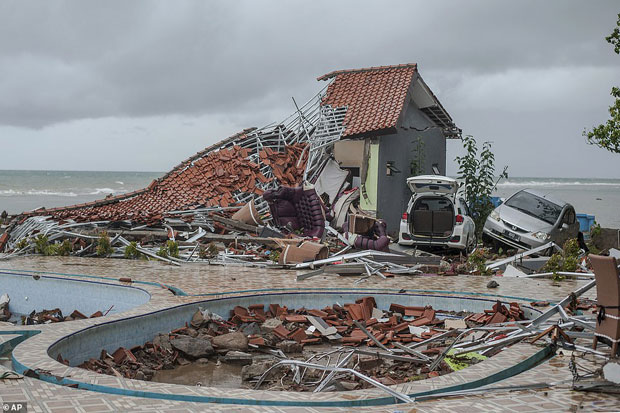 Purnama Sebabkan Tinggi Tsunami Banten Melebihi Tsunami Palu ?