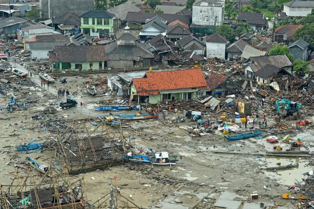 Update Korban Tsunami: 373 Meninggal, 1.459 Luka-Luka, 128 Hilang