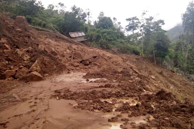 Banjir dan Longsor Tutup Akses Sejumlah Desa di Lembata