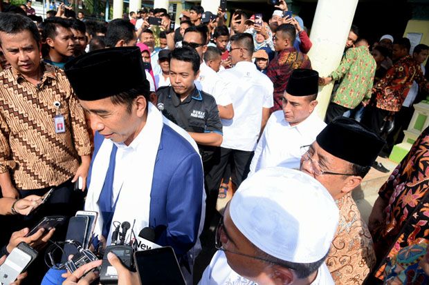 Presiden Jokowi Silaturahmi ke Tuan Guru Babussalam