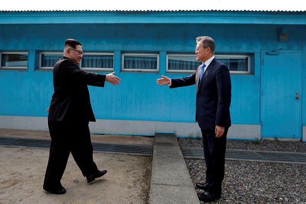 Korsel: Kim Jong-un Ingin Lebih Sering Bertemu Moon Jae-in