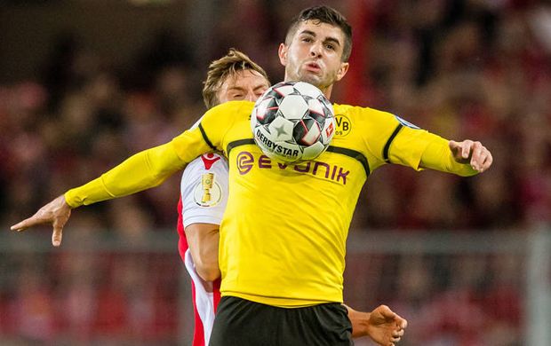 Direktur Dortmund Beber Alasan Jual Pulisic ke Chelsea
