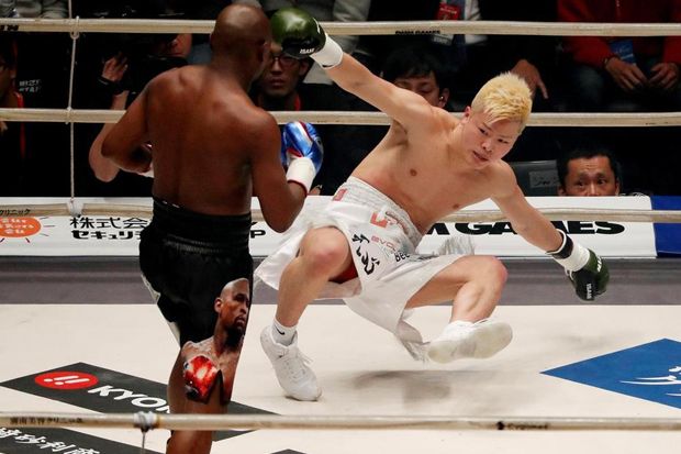 Bintang UFC Bongkar PertarunganSandiwara Mayweather vs Nasukawa