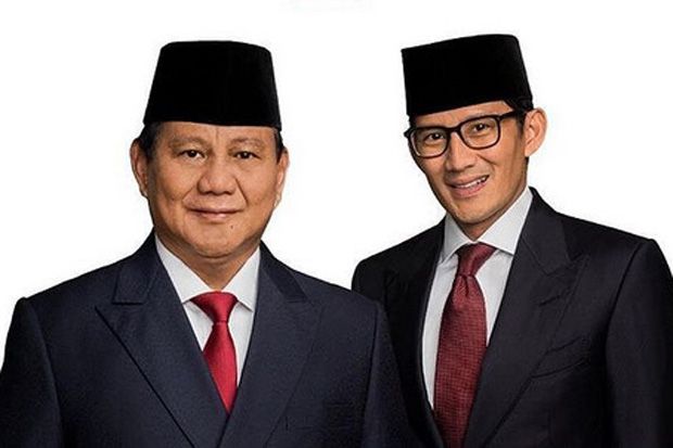 Alasan Prabowo-Sandi Kenakan Setelan Jas dan Kopiah