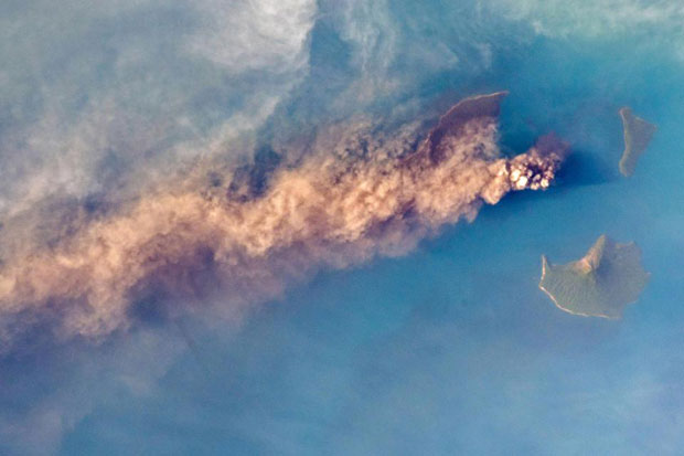 ISS Selidiki Penampakan Cahaya Misterius di Langit