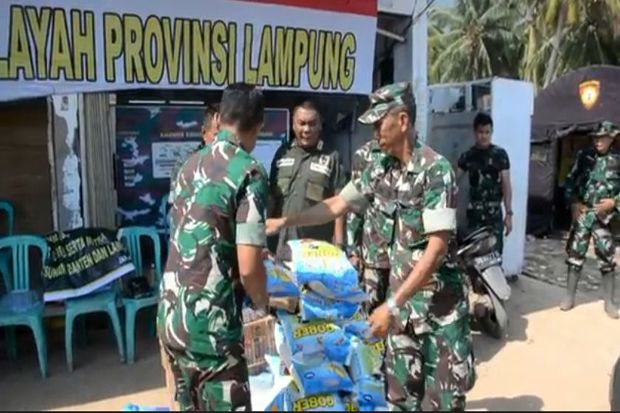 Kodam I/BB Kirim Bantuan untuk Korban Tsunami di Lampung Selatan
