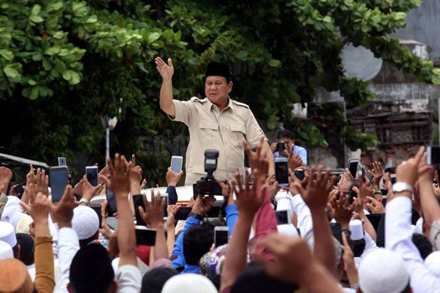 Hari Ini, Prabowo Kunjungi Korban Gempa Tsunami di Sulteng