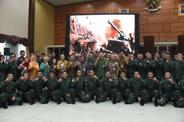 TNI AD Jadi Juara Tembak, Pindad Beri Hadiah Rp1,25 Miliar