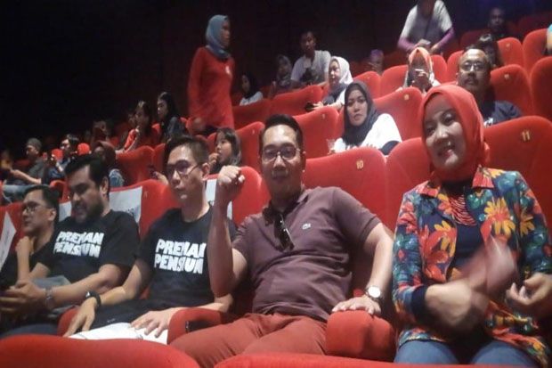 Gubernur Ridwan Kamil Hadiri Gala Premier Film Preman Pensiun