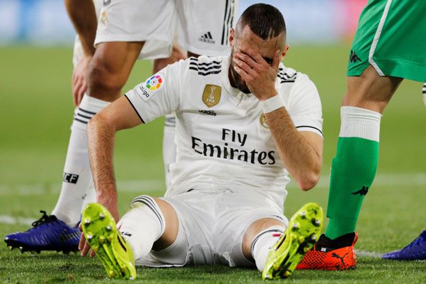 Benzema dan Vallejo Tambah Masalah Baru Bagi Pelatih Madrid