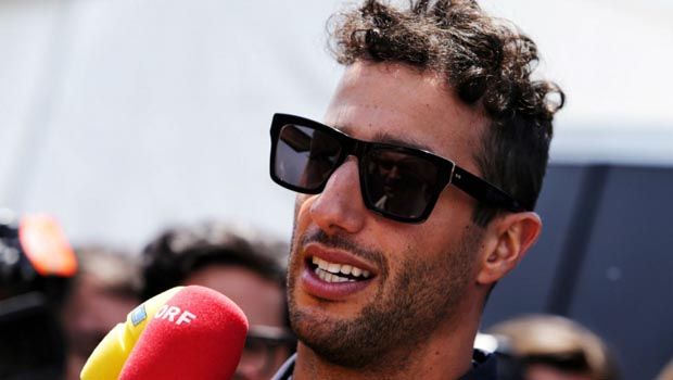 Daniel Ricciardo Ingin Bantu Adaptasi Nico Hulkenberg