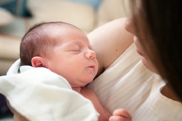7 Trik Mudah Bikin Bayi Cepat Tidur