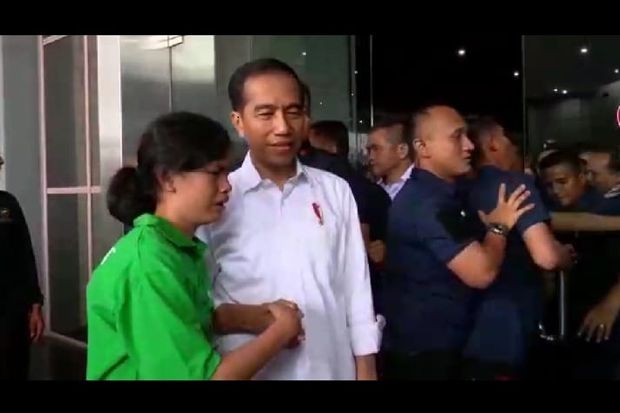 Anak Penderita Kanker Ini Senang Bisa Bertemu Jokowi