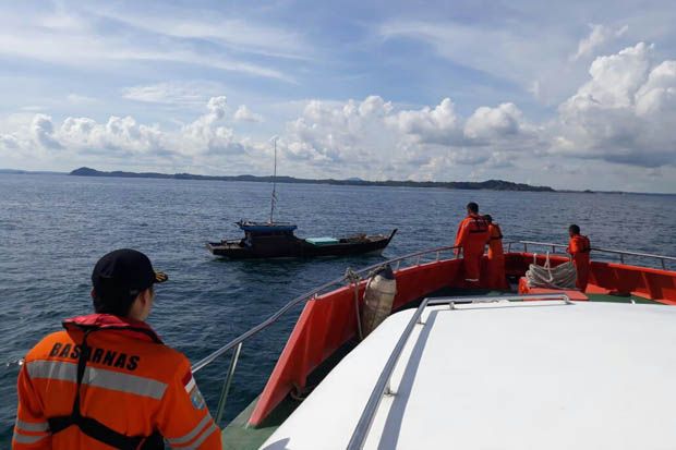 Kapal Tenggelam, Tim SAR Cari Tiga Nelayan yang Hilang