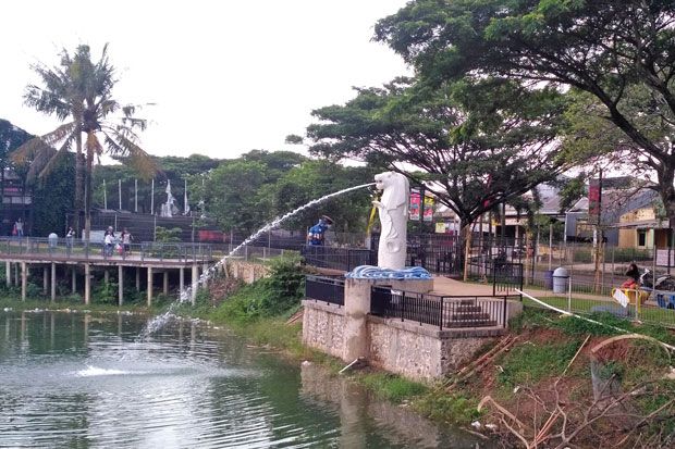Patung Singapura Menjadi Daya Tarik Grand Flash Waterpark