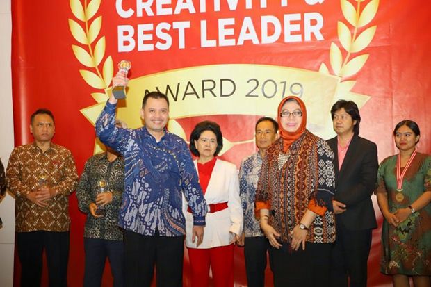 Poltracking Raih Penghargaan The Most Trusted Company Of The Year