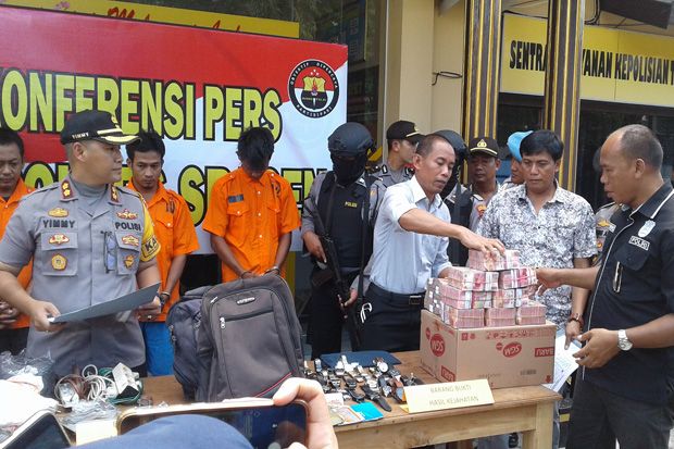 Komplotan Pembobol Brankas Toserba Dibekuk Polres Sragen