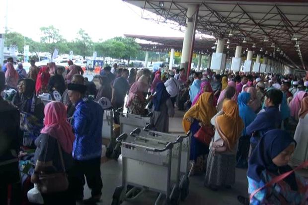 Runway Bermasalah, Bandara Juanda Surabaya Ditutup 3 jam