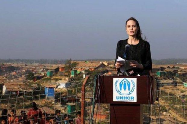 Angelina Jolie Kecam Myanmar Terkait Rohingya