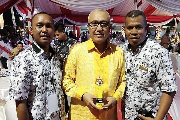 Bupati Buru Selatan dan 2 Tokoh Maluku Terima Penghargaan di Ajang HPN
