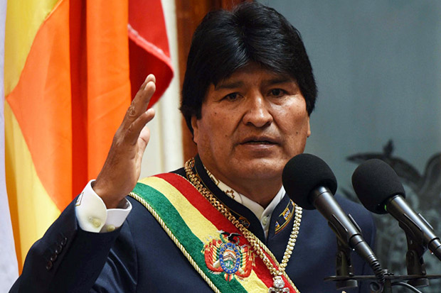 Sambut Baik Intervensi Militer AS, Guaido Disemprot Evo Morales