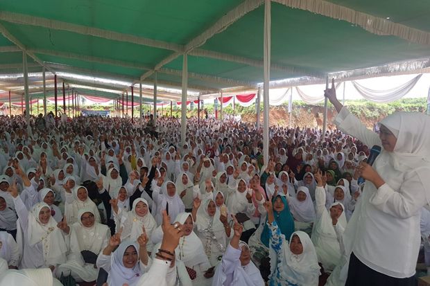 Jelang Dilantik Jadi Gubernur Jatim, Khofifah Masih Kampanyekan Jokowi