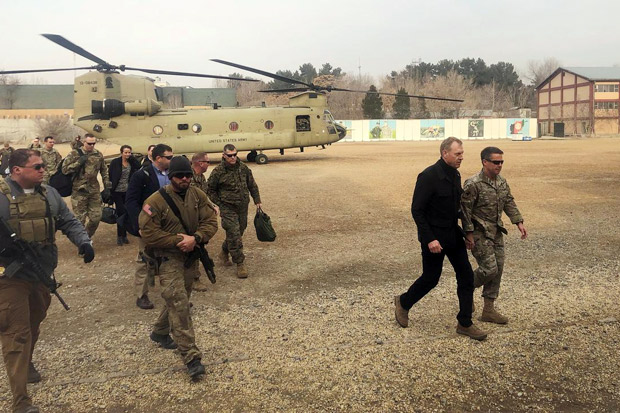 Pejabat Menteri Pertahanan AS Tiba-tiba Sambangi Baghdad