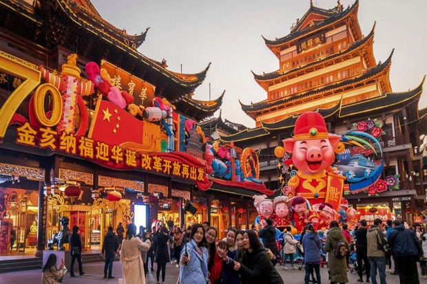 Penjualan Tahun Baru Imlek di China Menurun Drastis