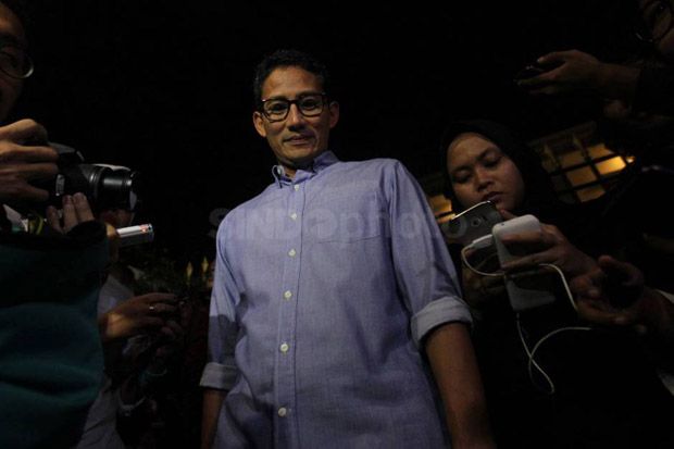 Sandiaga Uno Doakan Ani Yudhoyono Lekas Sembuh