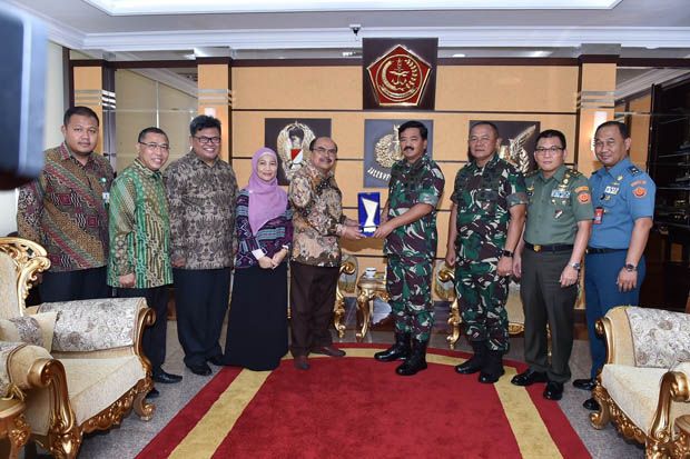 TNI Terima Penghargaan Baznas Award 2018