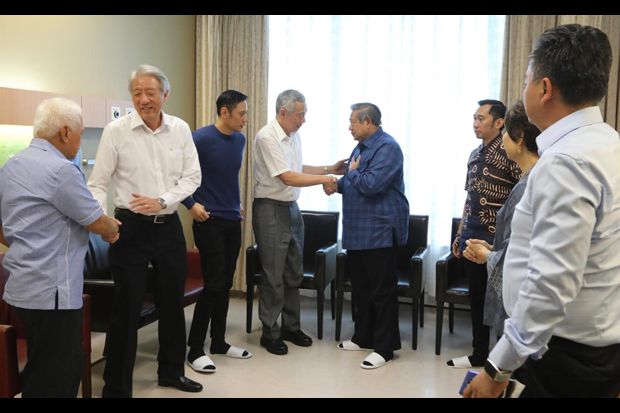Pemimpin Singapura Jenguk Ani Yudhoyono