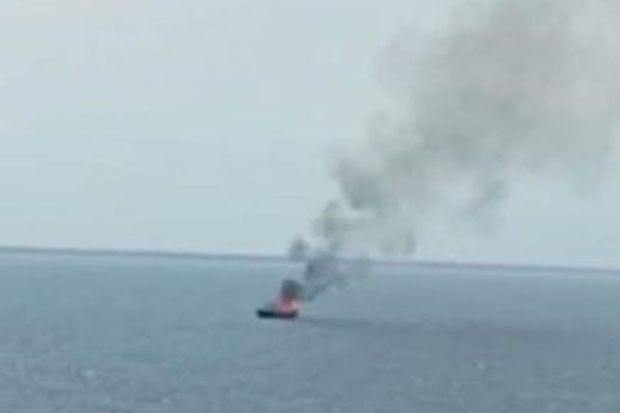 Kapal Terbakar di Perairan Selat Malaka, Kru Belum Ditemukan