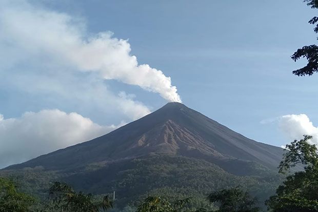 Ini 7 Gunung Api Aktif di Sulut yang Patut Diwaspadai selain Karangetang
