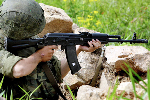 Arab Saudi Akan Produksi Sendiri Senapan AK-103