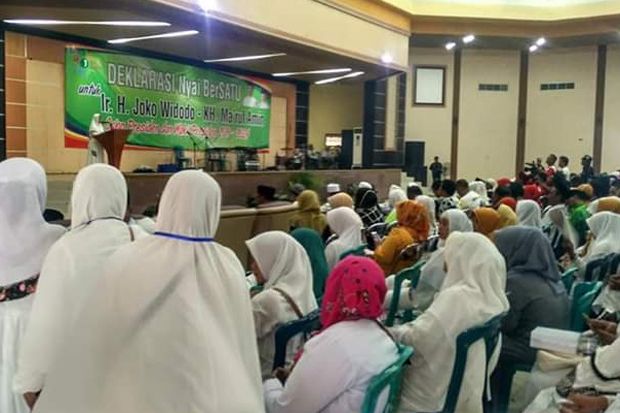 Ribuan Istri Pengasuh Ponpes Deklarasi Dukung Jokowi-KH Maruf