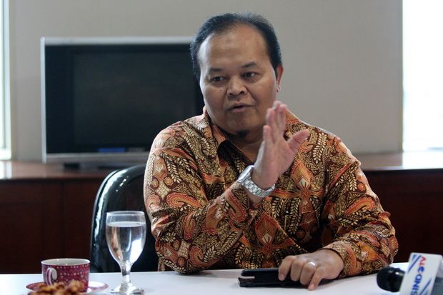Gubernur Riau Dukung Jokowi, HNW: Silakan Rakyat Menilai