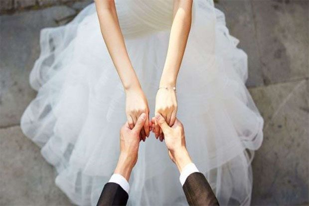 Haruskah Mengundang Mantan Pasangan ke Pernikahan Anda?