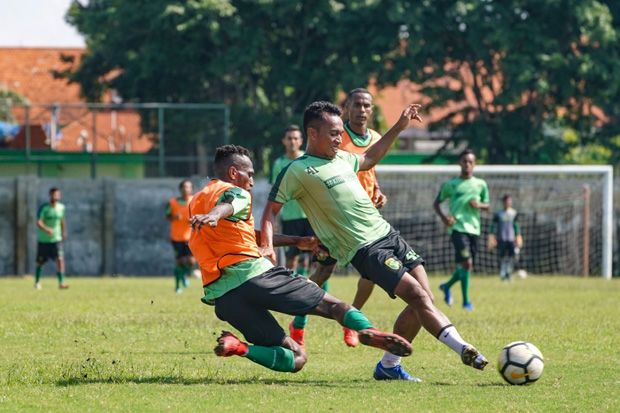 Usung 24 Pemain Ke Bandung, Persebaya Respek Lawan di Grup A